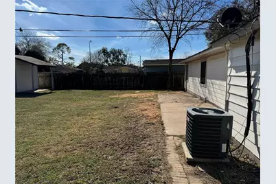 10206 Buena Park Drive, Houston, TX 77089 - Photo 15