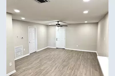 10206 Buena Park Drive, Houston, TX 77089 - Photo 5