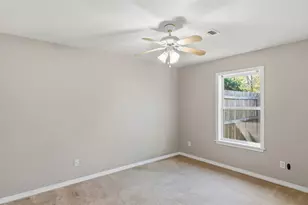 401 Sapphire Dr, College Station, TX 77845 - Photo 29