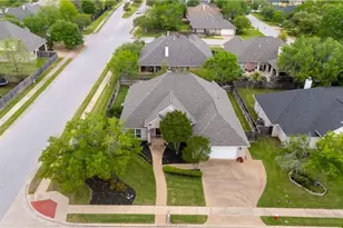 401 Sapphire Dr, College Station, TX 77845 - Photo 23