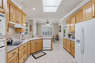 401 Sapphire Dr, College Station, TX 77845 - Photo 9