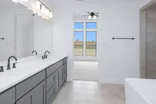 610 Gunner Dr, Montgomery, TX 77316 - Photo 13