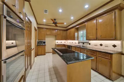 1723 Hidden Villas Drive, Kingwood, TX 77339 - Photo 15