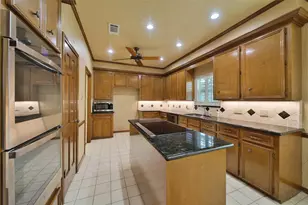 1723 Hidden Villas Dr, Kingwood, TX 77339 - Photo 15