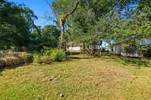 1200 Foster Dr, Conroe, TX 77301 - Photo 17