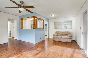 1737 S Park Dr, Alvin, TX 77511 - Photo 5