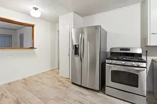 1737 S Park Dr, Alvin, TX 77511 - Photo 9