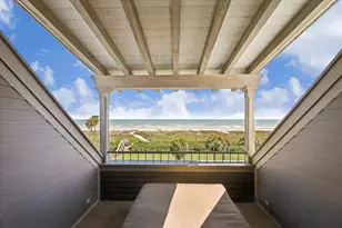 2653 E Seaside Dr, Galveston, TX 77550 - Photo 31