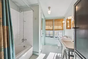 2653 E Seaside Dr, Galveston, TX 77550 - Photo 39