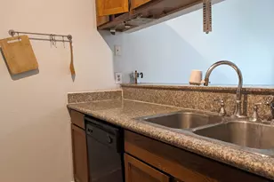 8055 Cambridge St, Houston, TX 77054 - Photo 3