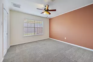 2504 Broadmoor Dr, Bryan, TX 77802 - Photo 13