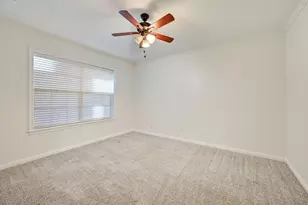 2504 Broadmoor Dr, Bryan, TX 77802 - Photo 11