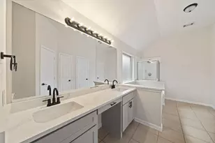 10902 Trail Ridge Dr, Houston, TX 77064 - Photo 5