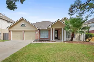 10902 Trail Ridge Dr, Houston, TX 77064 - Photo 1