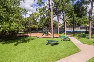 502 Lee Shore Ln, Houston, TX 77079 - Photo 39