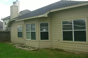 19754 Cozy Cabbin Dr, Katy, TX 77449 - Photo 5