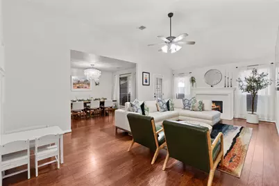 3911 Spring Circle Drive W, Pearland, TX 77584 - Photo 7