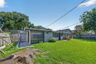 6705 Roos Rd, Houston, TX 77074 - Photo 35