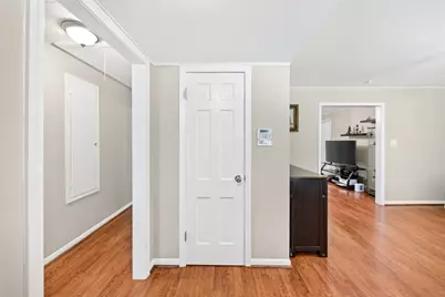 6705 Roos Road, Houston, TX 77074 - Photo 5