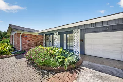 6705 Roos Road, Houston, TX 77074 - Photo 3