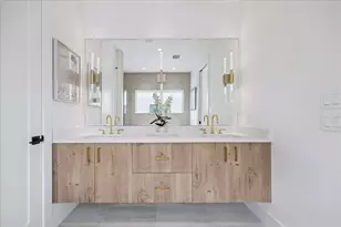 729 W 21st St, Houston, TX 77008 - Photo 29