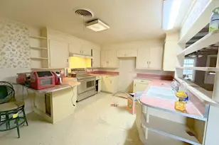 209 N Gordon Dr, Crockett, TX 75835 - Photo 3