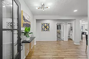 9515 Highmeadow Dr, Houston, TX 77063 - Photo 3