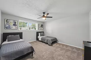 9515 Highmeadow Dr, Houston, TX 77063 - Photo 19