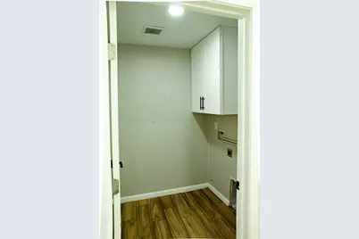 9515 Highmeadow Drive, Houston, TX 77063 - Photo 17