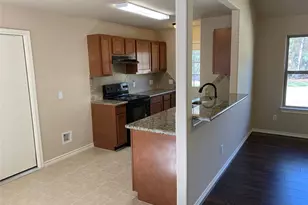 10595 Royal Andrews, Conroe, TX 77303 - Photo 5