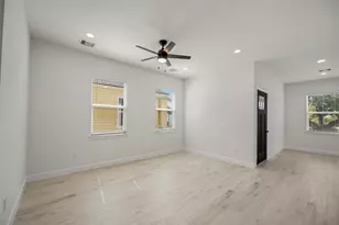 1078 St Clair St, Houston, TX 77088 - Photo 15