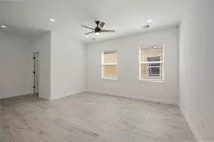 1078 St Clair St, Houston, TX 77088 - Photo 17