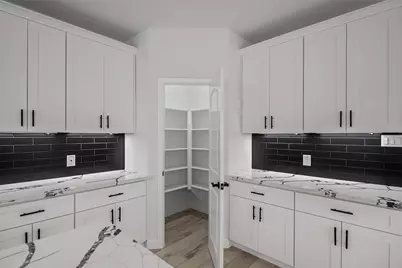 1078 Saint Clair Street #B, Houston, TX 77088 - Photo 11