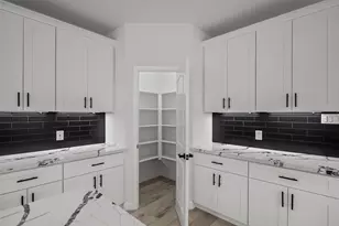 1078 St Clair St, Houston, TX 77088 - Photo 11