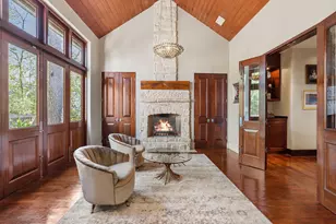354 Piney Point Rd, Houston, TX 77024 - Photo 27