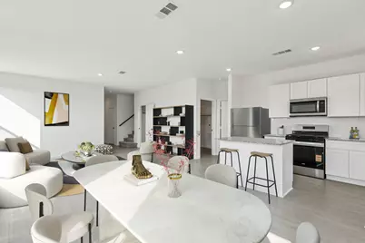 1026 S Oakhurst Drive, Dayton, TX 77535 - Photo 15