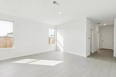 1026 S Oakhurst Drive, Dayton, TX 77535 - Photo 11