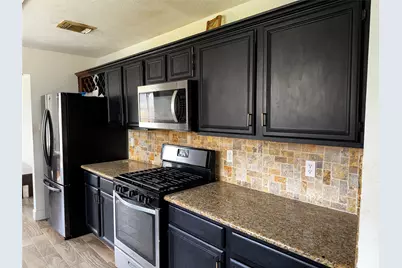 303 Cypress Lane, La Porte, TX 77571 - Photo 5