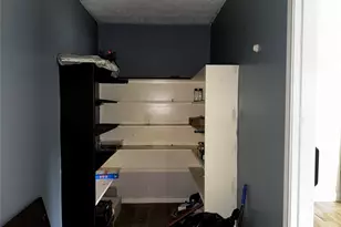 303 Cypress Ln, La Porte, TX 77571 - Photo 9