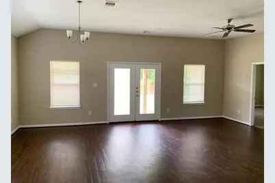 8205 Claiborne, Houston, TX 77078 - Photo 9