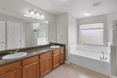 18481 Sunrise Oaks Court, Montgomery, TX 77316 - Photo 15
