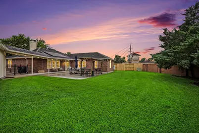 4527 Lake Halbert Lane, Richmond, TX 77406 - Photo 23