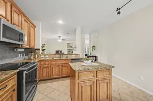 4527 Lake Halbert Ln, Richmond, TX 77406 - Photo 7