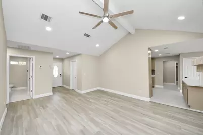 4703 Quail Hollow Drive, Baytown, TX 77521 - Photo 5