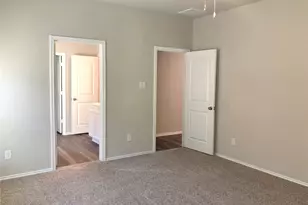 9224 Inland Leather Ln, Conroe, TX 77385 - Photo 9
