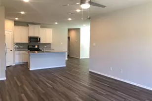 9224 Inland Leather Ln, Conroe, TX 77385 - Photo 3
