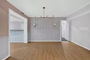 3827 Drake St, Houston, TX 77005 - Photo 9