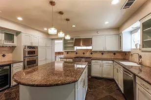 3827 Drake St, Houston, TX 77005 - Photo 11