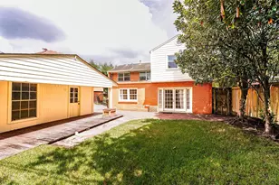 3827 Drake St, Houston, TX 77005 - Photo 27