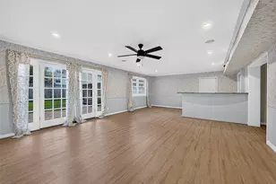 3827 Drake St, Houston, TX 77005 - Photo 13